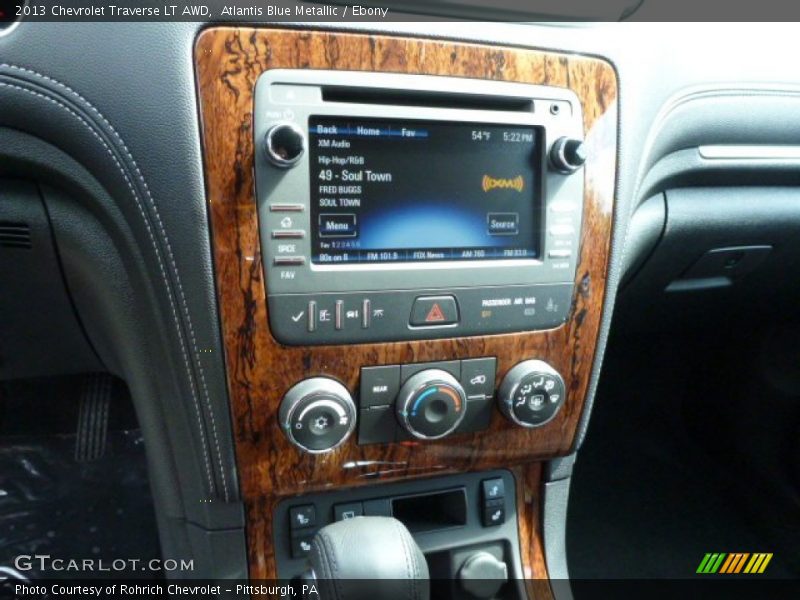 Controls of 2013 Traverse LT AWD