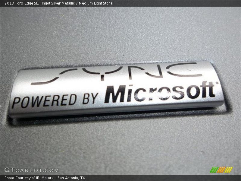 Ingot Silver Metallic / Medium Light Stone 2013 Ford Edge SE
