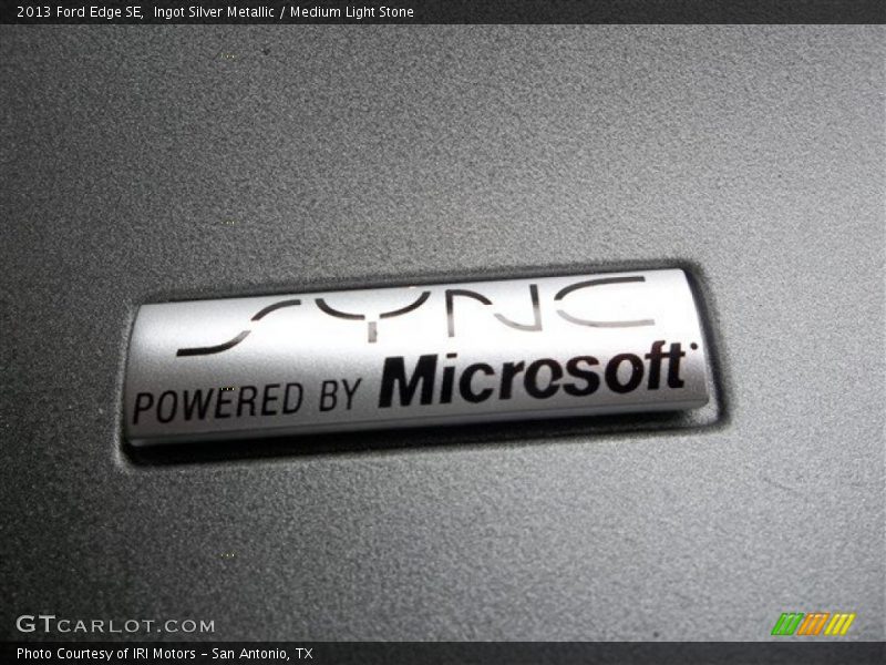 Ingot Silver Metallic / Medium Light Stone 2013 Ford Edge SE