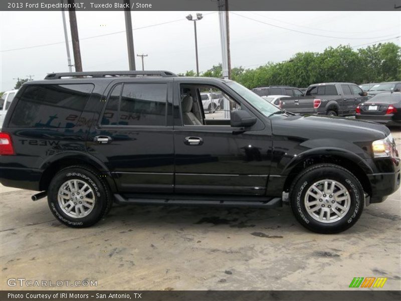 Tuxedo Black / Stone 2013 Ford Expedition XLT