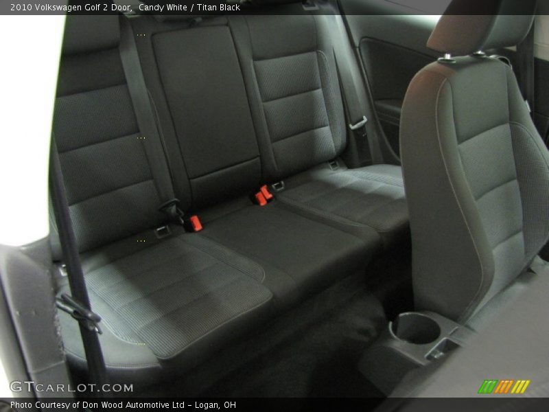 Candy White / Titan Black 2010 Volkswagen Golf 2 Door