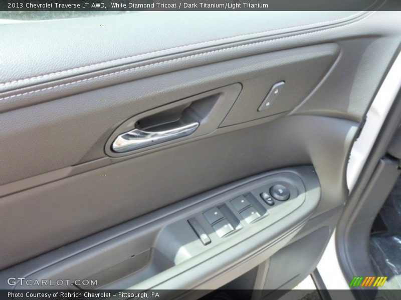 White Diamond Tricoat / Dark Titanium/Light Titanium 2013 Chevrolet Traverse LT AWD