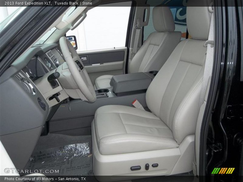 Tuxedo Black / Stone 2013 Ford Expedition XLT