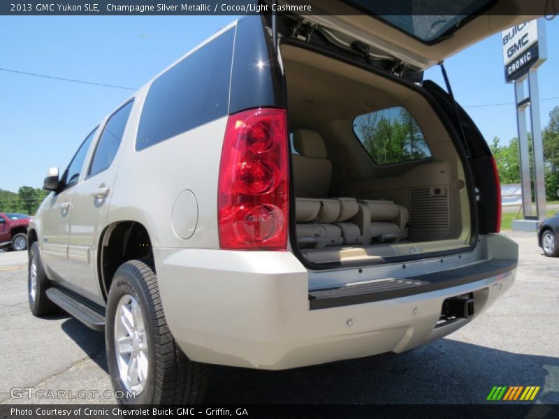 Champagne Silver Metallic / Cocoa/Light Cashmere 2013 GMC Yukon SLE