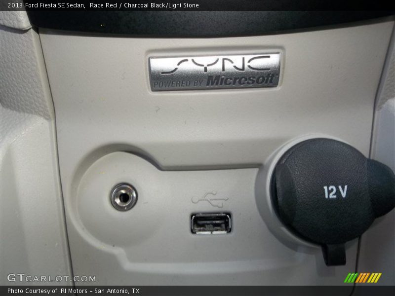 Race Red / Charcoal Black/Light Stone 2013 Ford Fiesta SE Sedan