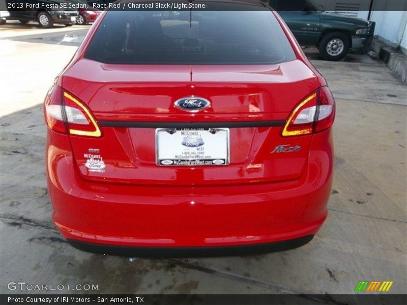 Race Red / Charcoal Black/Light Stone 2013 Ford Fiesta SE Sedan