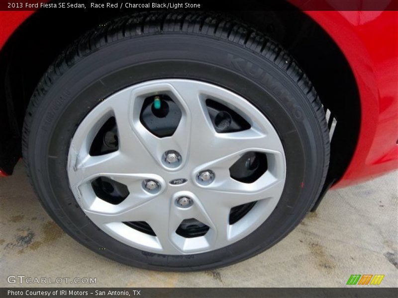 Race Red / Charcoal Black/Light Stone 2013 Ford Fiesta SE Sedan