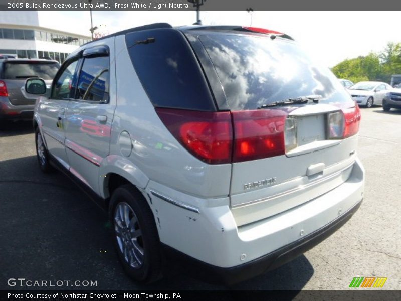 Frost White / Light Neutral 2005 Buick Rendezvous Ultra AWD