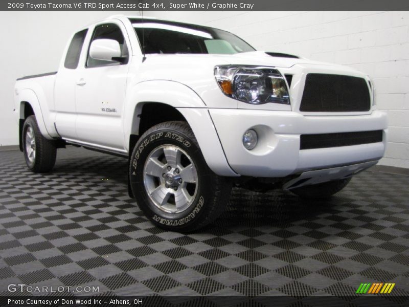 Super White / Graphite Gray 2009 Toyota Tacoma V6 TRD Sport Access Cab 4x4