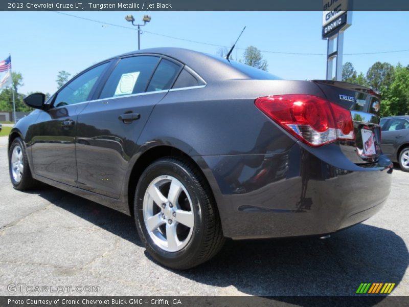 Tungsten Metallic / Jet Black 2013 Chevrolet Cruze LT