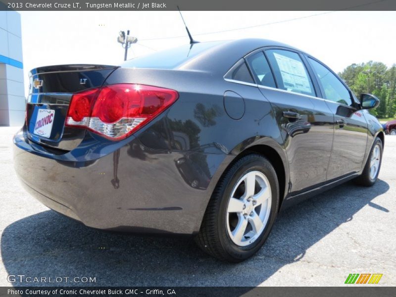 Tungsten Metallic / Jet Black 2013 Chevrolet Cruze LT