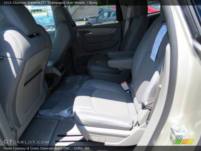 Champagne Silver Metallic / Ebony 2013 Chevrolet Traverse LT