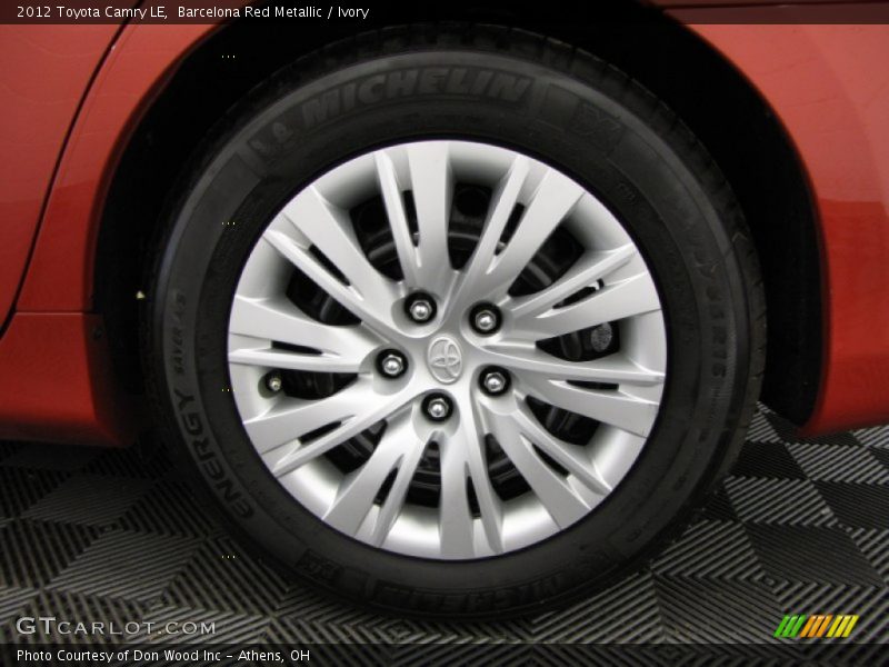 Barcelona Red Metallic / Ivory 2012 Toyota Camry LE