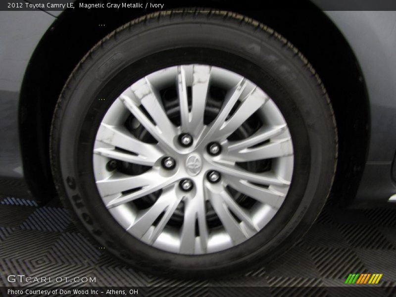 Magnetic Gray Metallic / Ivory 2012 Toyota Camry LE