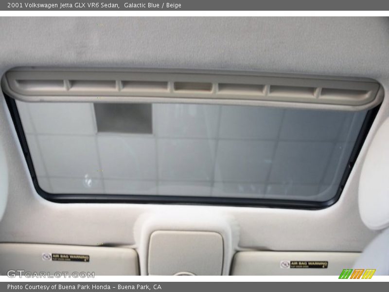 Galactic Blue / Beige 2001 Volkswagen Jetta GLX VR6 Sedan