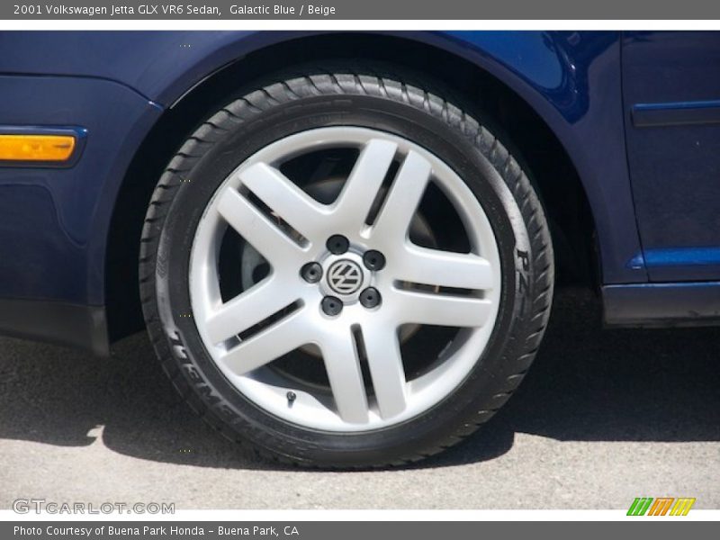 Galactic Blue / Beige 2001 Volkswagen Jetta GLX VR6 Sedan
