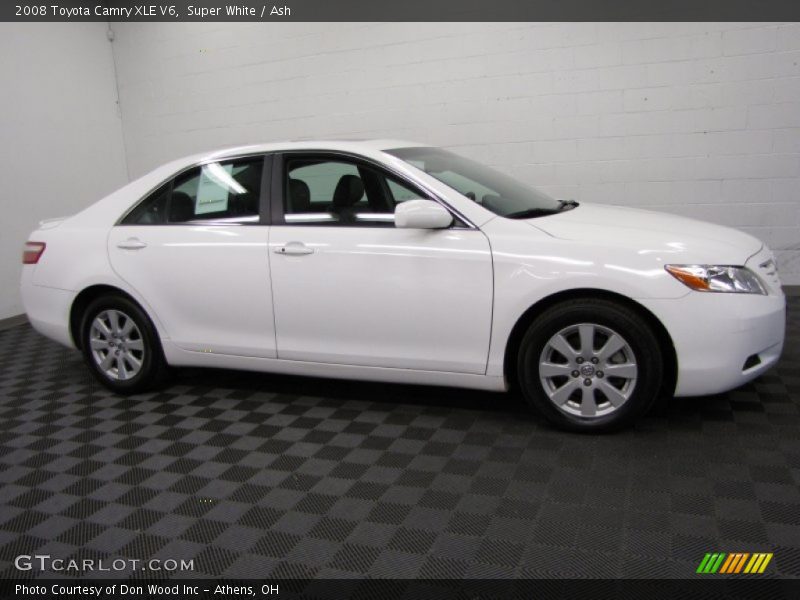 Super White / Ash 2008 Toyota Camry XLE V6
