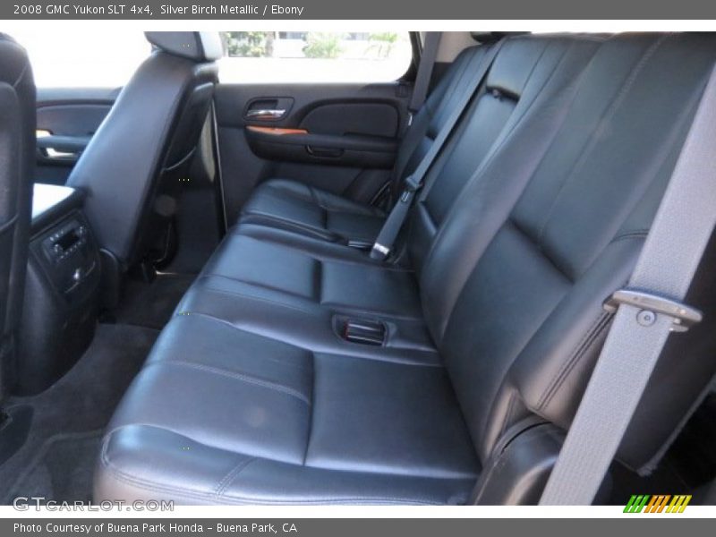 Silver Birch Metallic / Ebony 2008 GMC Yukon SLT 4x4