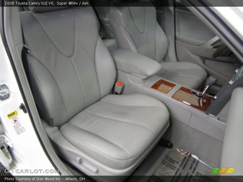 Super White / Ash 2008 Toyota Camry XLE V6