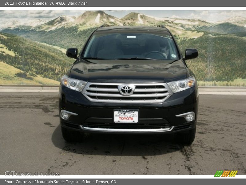 Black / Ash 2013 Toyota Highlander V6 4WD