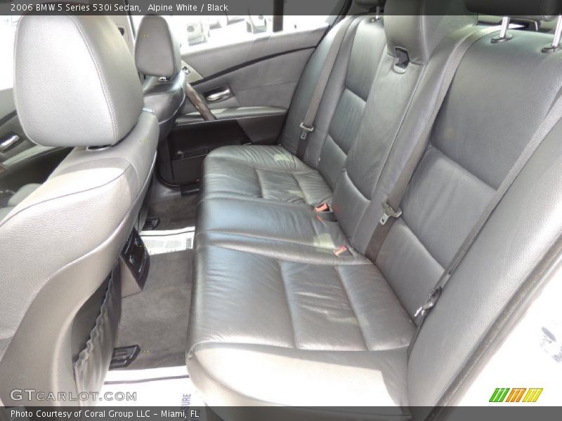 Alpine White / Black 2006 BMW 5 Series 530i Sedan