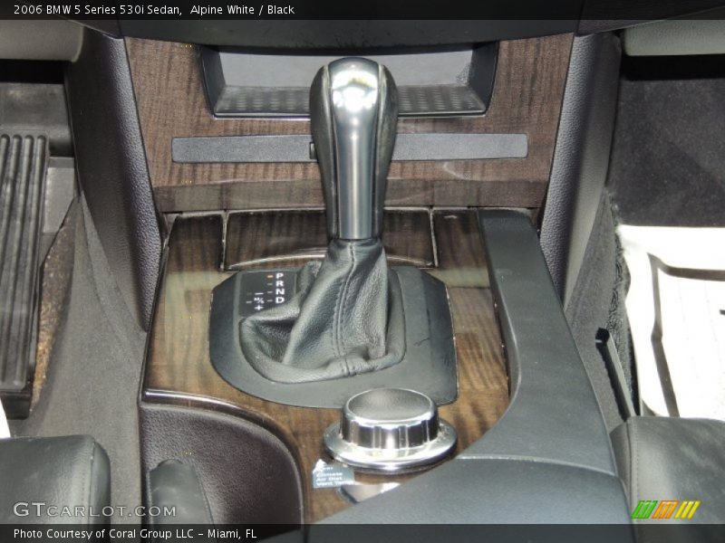 Alpine White / Black 2006 BMW 5 Series 530i Sedan