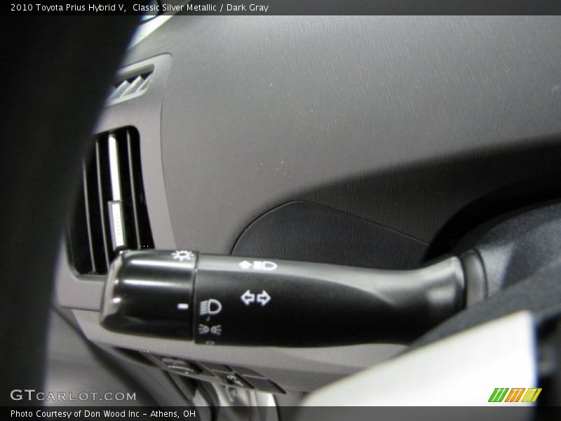 Classic Silver Metallic / Dark Gray 2010 Toyota Prius Hybrid V