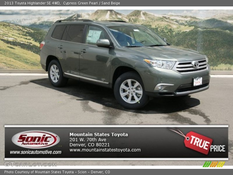 Cypress Green Pearl / Sand Beige 2013 Toyota Highlander SE 4WD