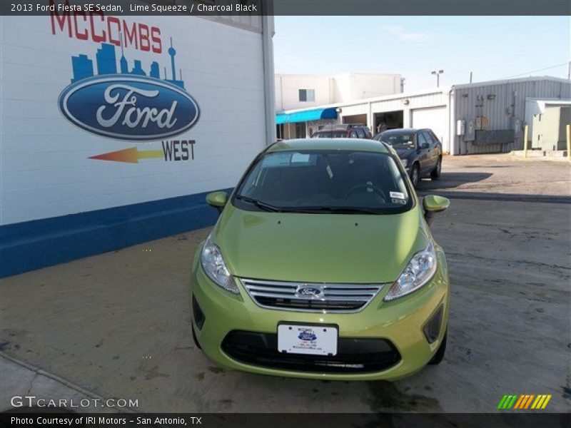Lime Squeeze / Charcoal Black 2013 Ford Fiesta SE Sedan