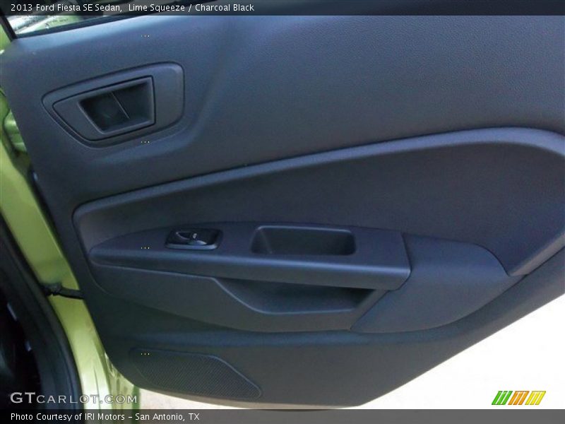 Lime Squeeze / Charcoal Black 2013 Ford Fiesta SE Sedan
