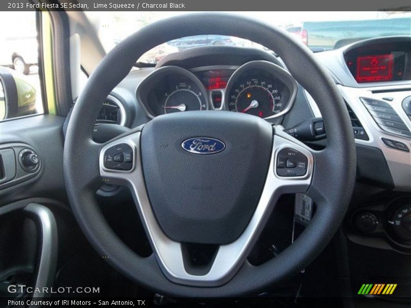 Lime Squeeze / Charcoal Black 2013 Ford Fiesta SE Sedan