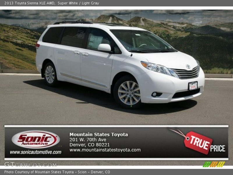 Super White / Light Gray 2013 Toyota Sienna XLE AWD