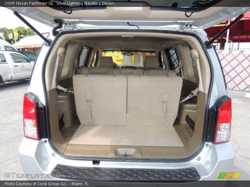 Silver Lightning Metallic / Desert 2006 Nissan Pathfinder SE