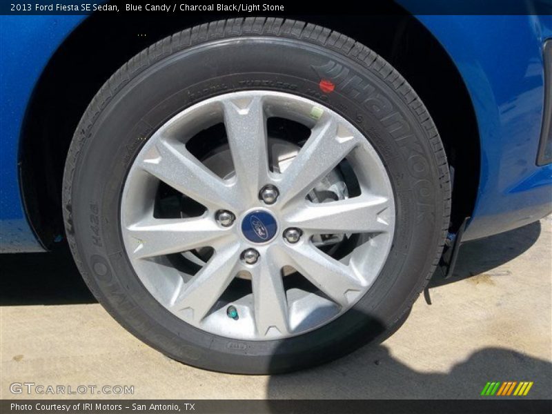 Blue Candy / Charcoal Black/Light Stone 2013 Ford Fiesta SE Sedan