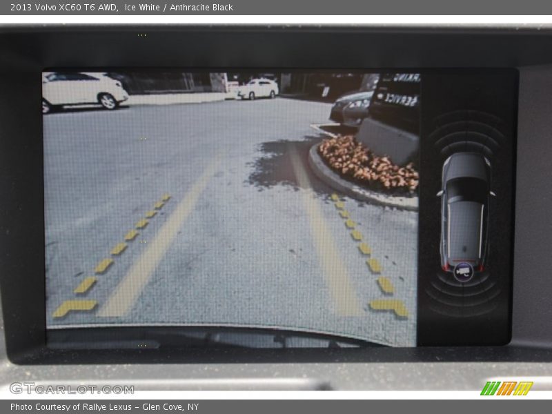 Ice White / Anthracite Black 2013 Volvo XC60 T6 AWD
