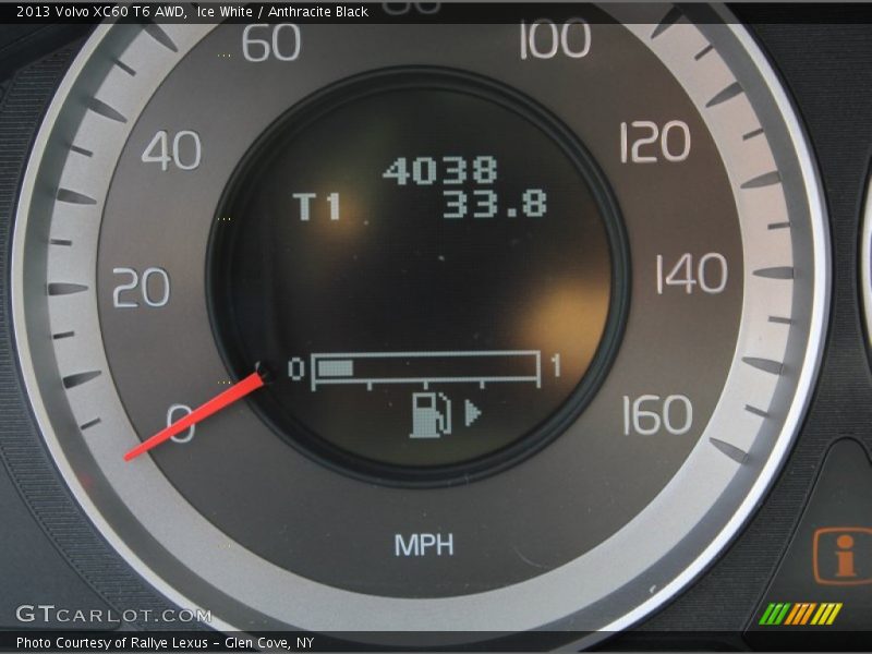 Ice White / Anthracite Black 2013 Volvo XC60 T6 AWD