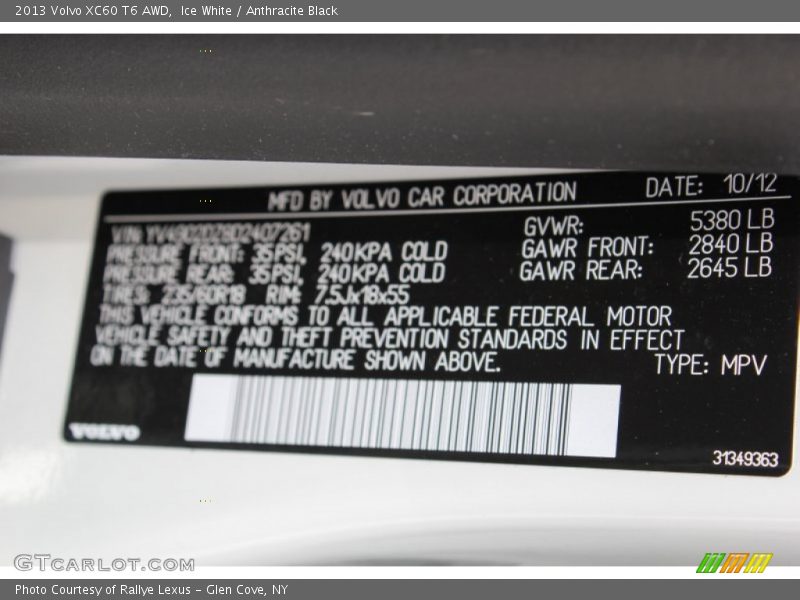 Ice White / Anthracite Black 2013 Volvo XC60 T6 AWD