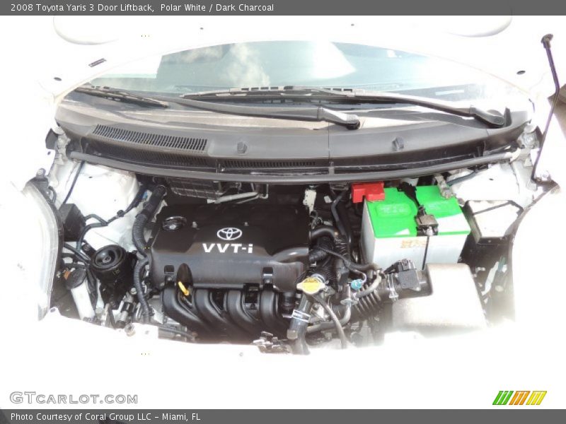 Polar White / Dark Charcoal 2008 Toyota Yaris 3 Door Liftback