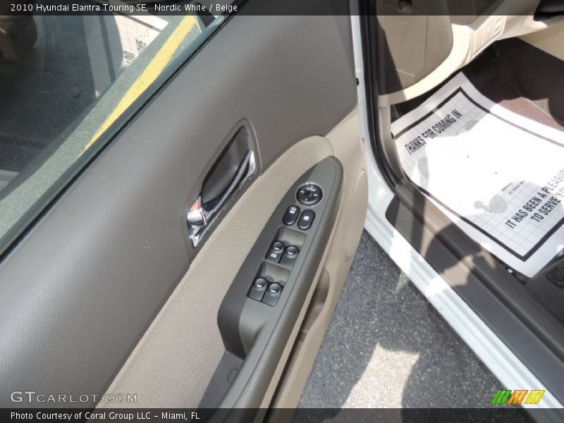 Nordic White / Beige 2010 Hyundai Elantra Touring SE