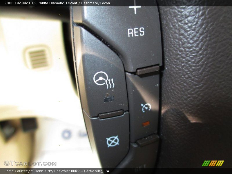 White Diamond Tricoat / Cashmere/Cocoa 2008 Cadillac DTS