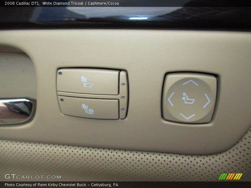 White Diamond Tricoat / Cashmere/Cocoa 2008 Cadillac DTS