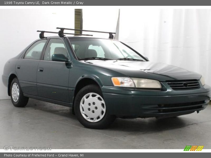 Dark Green Metallic / Gray 1998 Toyota Camry LE