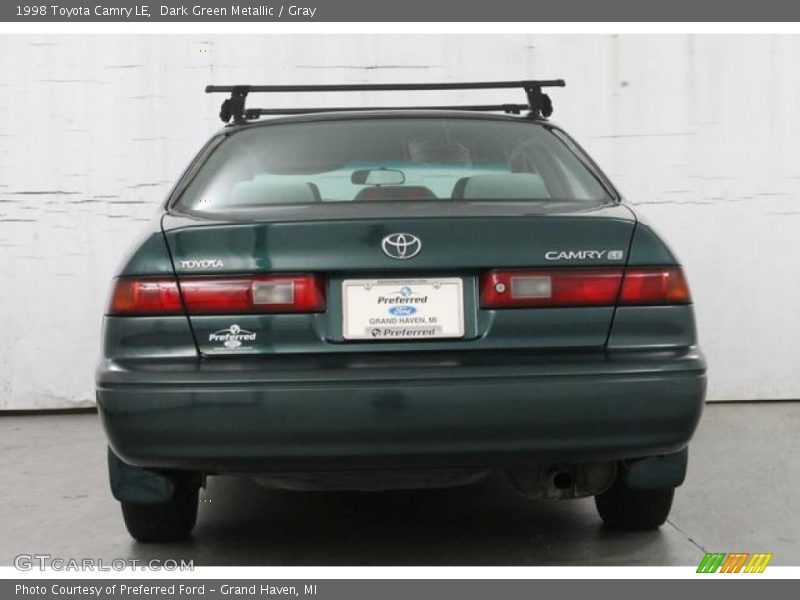 Dark Green Metallic / Gray 1998 Toyota Camry LE