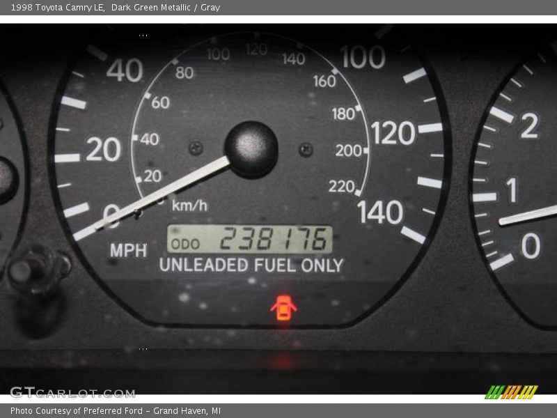 Dark Green Metallic / Gray 1998 Toyota Camry LE