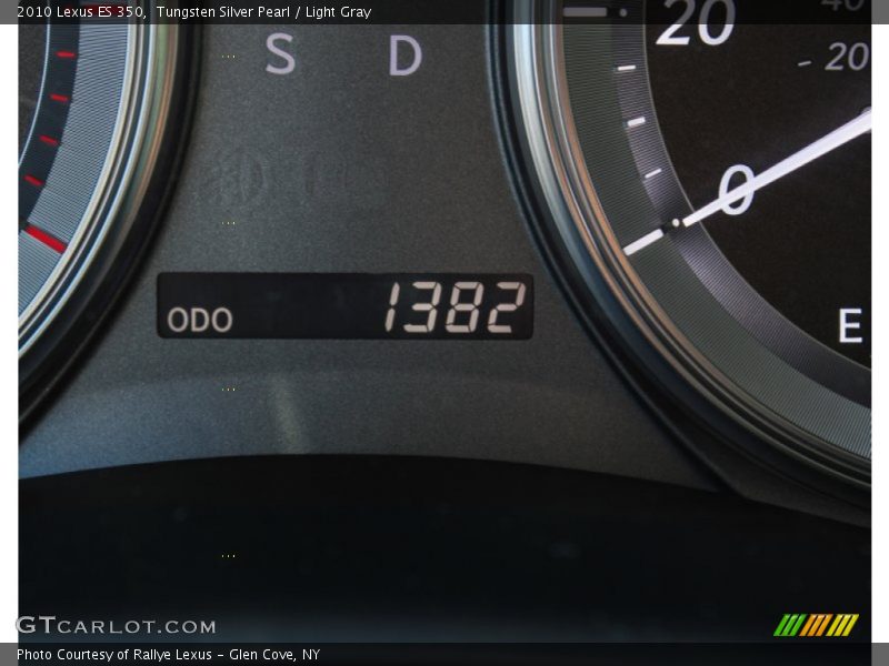 Tungsten Silver Pearl / Light Gray 2010 Lexus ES 350