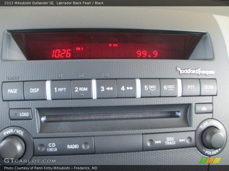 Labrador Black Pearl / Black 2013 Mitsubishi Outlander SE