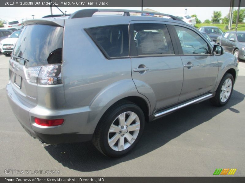 Mercury Gray Pearl / Black 2013 Mitsubishi Outlander SE