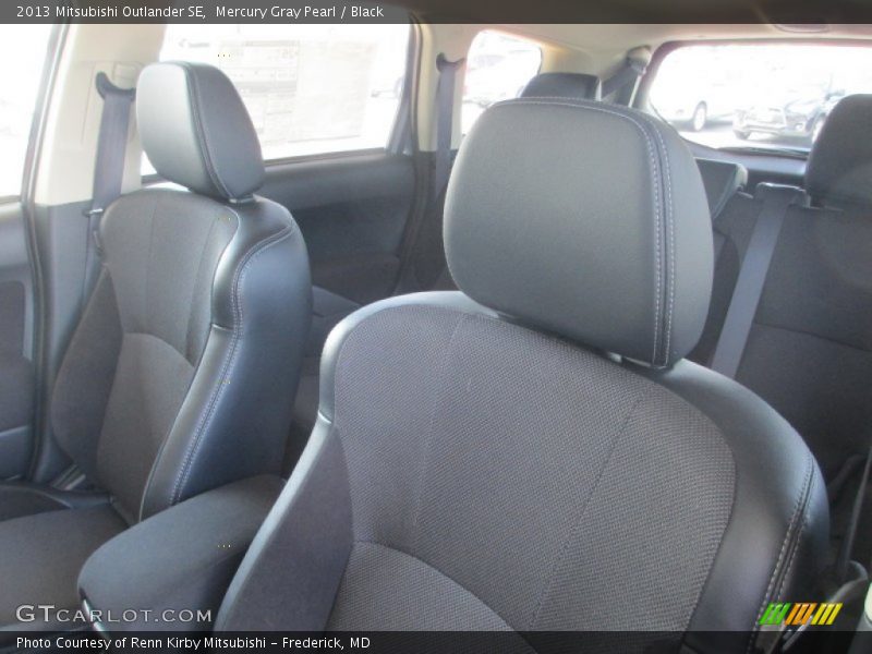 Mercury Gray Pearl / Black 2013 Mitsubishi Outlander SE
