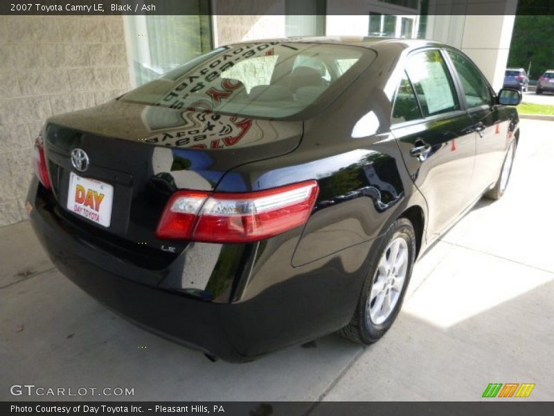 Black / Ash 2007 Toyota Camry LE