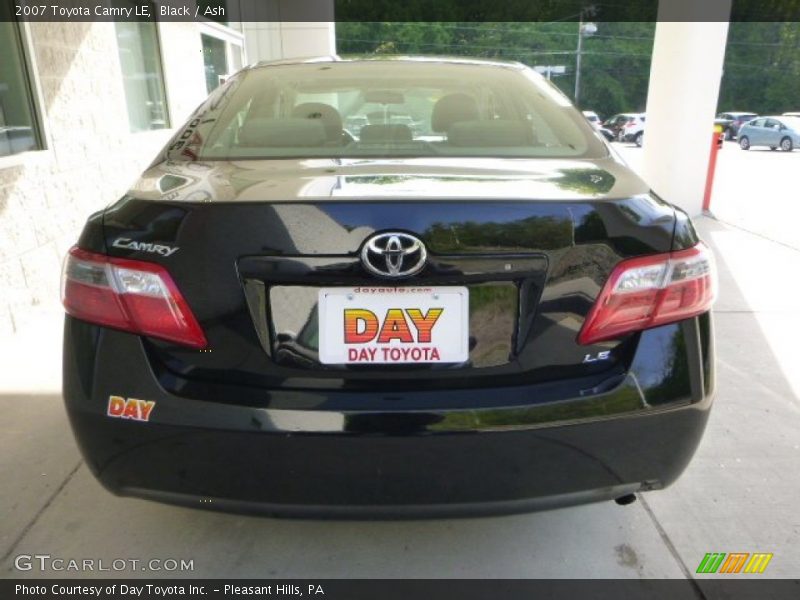 Black / Ash 2007 Toyota Camry LE